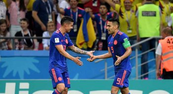 James Rodríguez y Radamel Falcao, jugadores de la selección Colombia.