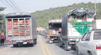 Los bloqueos por el paro nacional están golpeando la economía en Norte de Santander, según las autoridades regionales. 