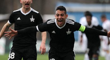 Frank Castañeda acumula 21 goles en 30 partidos en la presente termporada. 