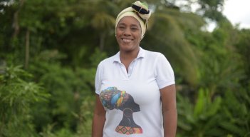  el Sena llegó a todos los rincones de Colombia para brindar formación pertinente y de calidad a 127.904 personas de estas comunidades. Y en este mismo periodo, se certificaron por competencias laborales 4.126 colombianos de la población negra, afrocolombiana, raizal y palenquera. / Foto: Cortesía