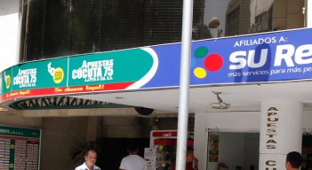 La empresa, que se abstuvo de dar a conoce el nombre del ganador por seguridad, instó a la ciudad a seguir jugando el chance legal.