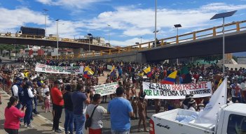Indígenas Barí marchan en Cúcuta./Foto: La Opinión