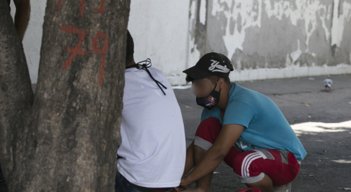 El Gobierno planea anunciar un plan de empleo de emergencia en apoyo a los 1,65 millones de colombianos de entre 14 y 28 años de edad. / Foto: Colprensa