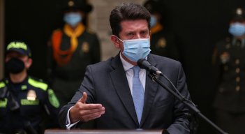 Diego Molano defendió la actuación de la Fuerza Pública frente a los hechos vandálicos. / Foto: Colprensa