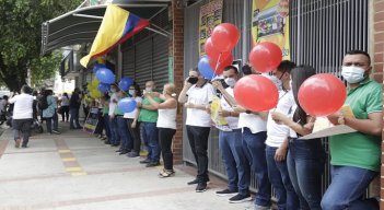 Plantón de peleteros por falta de insumos en Cúcuta./Foto: Alfredo Estévez - La Opinión