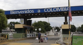 Poca fluidez se observó durante la reapertura del Puente Internacional Simón Bolívar.