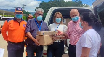 El fin de semana se empezó a  vacunar a la población del Catatumbo./Foto CORTESÍA