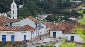  Los visitantes confiesan que en el municipio se respira aire puro y el avistamiento de las distintas especies en la reserva forestal. / Foto Cortesía para La Opinión 