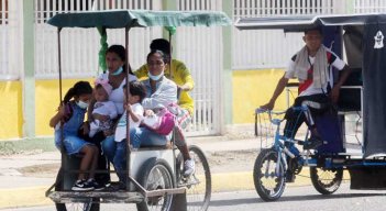 Han tenido que cambiar la gasolina por el pedal por falta combustible 