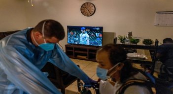 Texas está experimentando un gran aumento de la variante Delta del Coronavirus. / AFP