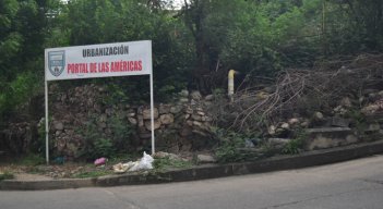 / La Opinión.