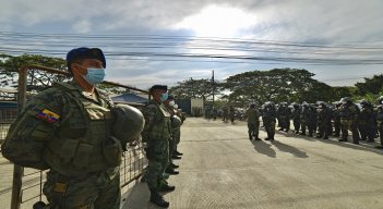"Los saldos al momento nos dicen que hay 116 fallecidos y cerca de 80 heridos./ AFP