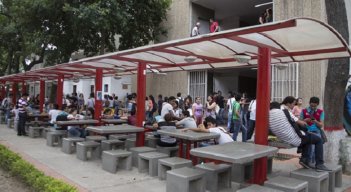 Este 2021, 507 mil universitarios de IES públicas no pagaron nada en el valor de su matrícula. / Archivo / La Opinión