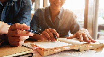 Con esta alianza se busca fomentar entre los estudiantes colombianos la búsqueda de programas académicos en Nueva Zelanda, un país que se destaca internacionalmente por la alta calidad de su educación y el estilo de vida que ofrece. / Foto: Freepik 