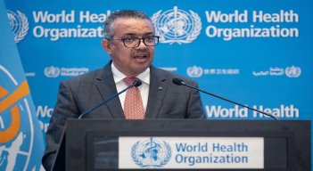 Director General de la OMS, Tedros Adhanom Ghebreyesus, dirigiéndose a la sesión especial de la Asamblea Mundial de la Salud en Ginebra./AFP