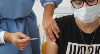 Cúcuta cuenta con un total de 90.1% de avance de vacunación contra la COVID-19 en docentes, directivos docentes y personal administrativo de las Instituciones Educativas. / Foto: Cortesía