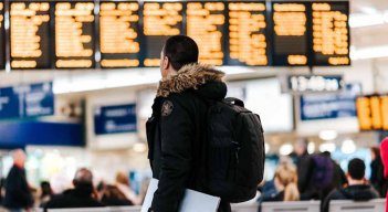 Canadá y Australia ofrece una cultura inclusiva que ayuda al proceso de adaptación y convivencia a la hora de vivir en dichos países.