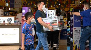 La Opinión te cuenta cómo puedes darle un mejor manejo a la prima de fin de año./Foto: La Opinión