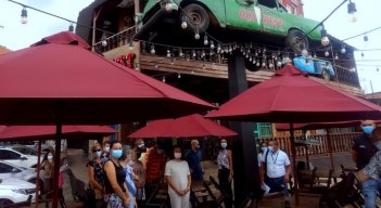 Fachada de Old West en Bellavista