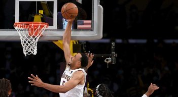 Los Lakers de Los Ángeles no hacen una buena temporada en la NBA.