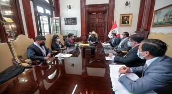 El presidente peruano rinde su testimonio en la sede del Ejecutivo, en Palacio de Gobierno. /AFP