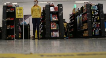 Almacenes Éxito informó a sus accionistas que la transacción firmada le permitirá a la compañía prestar sus servicios en estos espacios, que cuentan con aproximadamente 18.500 metros cuadrados. / Foto: Colprensa