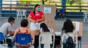 Pocos jóvenes llegaron ayer a las urnas./Foto Pablo Castillo