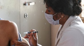 Italia, primer país europeo afectado por el coronavirus a principios del 2020, ha registrado cerca de 140.000 muertos. 