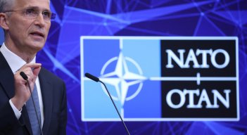 Jens Stoltenberg explicó que los aliados habían activado sus planes de defensa. / Foto: AFP