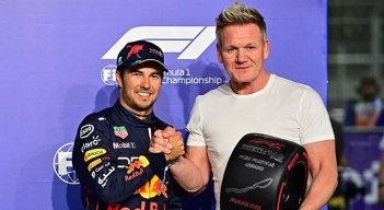 El piloto mexicano Sergio 'Checo' Pérez, obtiene su primera pole position en la Fórmula Uno.