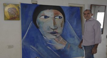 Emilio Quintero, enseña la pintura a domicilio 