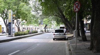 Los conductores ignoran las señales de tránsito