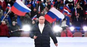 Putin desaparece repentinamente en pleno discurso en televisión./Foto: AFP