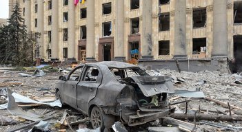 Rusia intensifica la ofensiva en Ucrania y Zelenski insta a los europeos a actuar
