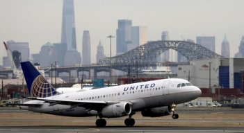United Airlines permite que los empleados no vacunados regresen al trabajo./Foto: internet