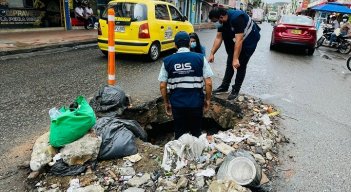 Intervención de hueco de la avenida octava con calle novena./Foto: Cortesía./La Opinión.