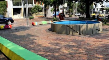 Alcaldía y Corpocero repararon la fuente luminosa./Foto cortesía