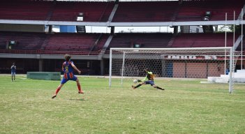 Los jugadores podrían jugar en el 'Coloso de Lleras'
