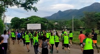 Carrera ‘Día del Trabajo’ convocó a más de 200 atletas. 