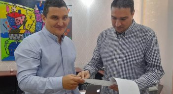 Entrena recibe de Gerardino una Hacienda fortalecida