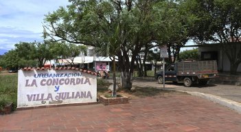 Los niños y jóvenes del barrio deben desplazarse a los colegios de los barrios Aeropuerto, Virgilio Barco o del centro de Cúcuta, pues en la zona no hay un solo plantel educativo público.