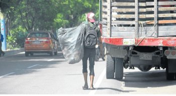 Los habitantes de calle se tomaron Sevilla y Pescadero