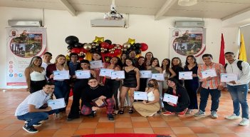 La edición fue escrita por los estudiantes de comunicación social de la sede principal y la sede Villa del Rosario.