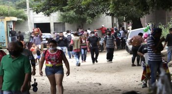 En todo el país se han identificado 26 casos sospechosos en los servicios de salud, de los cuales 10 han sido confirmados como positivos y el resto descartados. / Foto: Archivo / La Opinión 