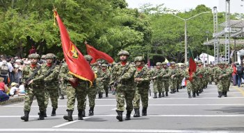 Las Fuerzas Militares hicieron una demostración de sus capacidades.