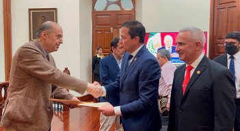 Álvaro Leya, canciller designado por el presidente electo, Gustavo Petro, y su par de Venezuela, Carlos Faría, se reunieron en San Cristóbal. / Foto: Cortesía