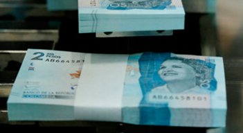 Se acabará el impuesto 4x1.000 para quienes hagan movimientos menores a $13,3 millones al mes. / Foto: Colprensa
