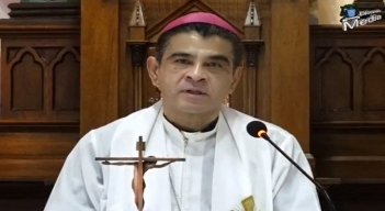 Gobierno nicaragüense detiene a un obispo