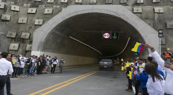 Cuenta con un Centro de Control que operará las 24/7. / Foto: Juan Pablo Cohen / La Opinión 