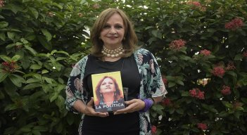 Ángela María Robledo llega a la ciudad de Cúcuta para hablar de feminismo y política, dos conceptos que para ella deben estar unidos. / Foto: Pablo Castillo / La Opinión 